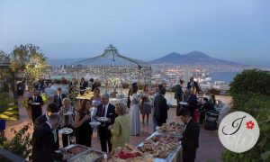 Celebrate your wedding in Naples!